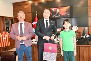 corlu-adliyesinde-ogrencilere-hukuk-egitimi-CTpMgBCs.jpg