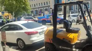 siverek-1-300x166 Siverek Adliyesi Önünde Jandarma Aracına Silahlı Saldırı: 2 Yaralı