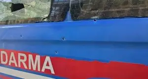 siverek-4-300x161 Siverek Adliyesi Önünde Jandarma Aracına Silahlı Saldırı: 2 Yaralı