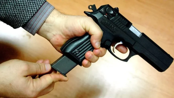 2025 Yılında Bireysel Silahlanmaya Büyük Darbe: 110 Binden Fazla Ruhsatsız Silah Ele Geçirildi