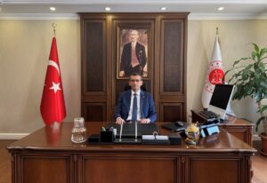 Adalet-Bakanligi-Icra-Isleri-Dairesi-Baskani-Hasan-Ozcelik-kimdir-300x206 Adalet Bakanlığı İcra İşleri Dairesi Başkanı Hasan Özçelik kimdir