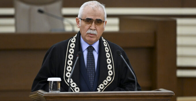 Anayasa Mahkemesi Başkanı Kadir Özkaya Kimdir?