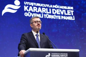 Bagimlilik-Teror-Kadar-Tehlikeli-Burhanettin-Durandan-Ulusal-Guvenlik-Vurgusu-300x200 Bağımlılık Terör Kadar Tehlikeli Burhanettin Duran’dan “Ulusal Güvenlik” Vurgusu