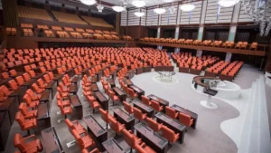En Düşük Emekli Aylığı 20 Bin TL’ye Çıkıyor