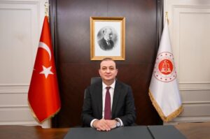 Hurşit Yıldırım kimdir Bakan Yardımcısı Hurşit Yıldırım’ın hayatı ve kariyeri
