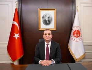 Hurşit Yıldırım kimdir? Bakan Yardımcısı Hurşit Yıldırım’ın hayatı ve kariyeri