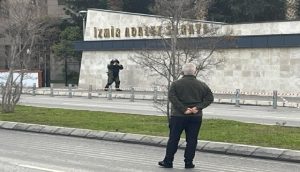 İzmir Adliyesi Önünde Şüpheli Paket Alarmı