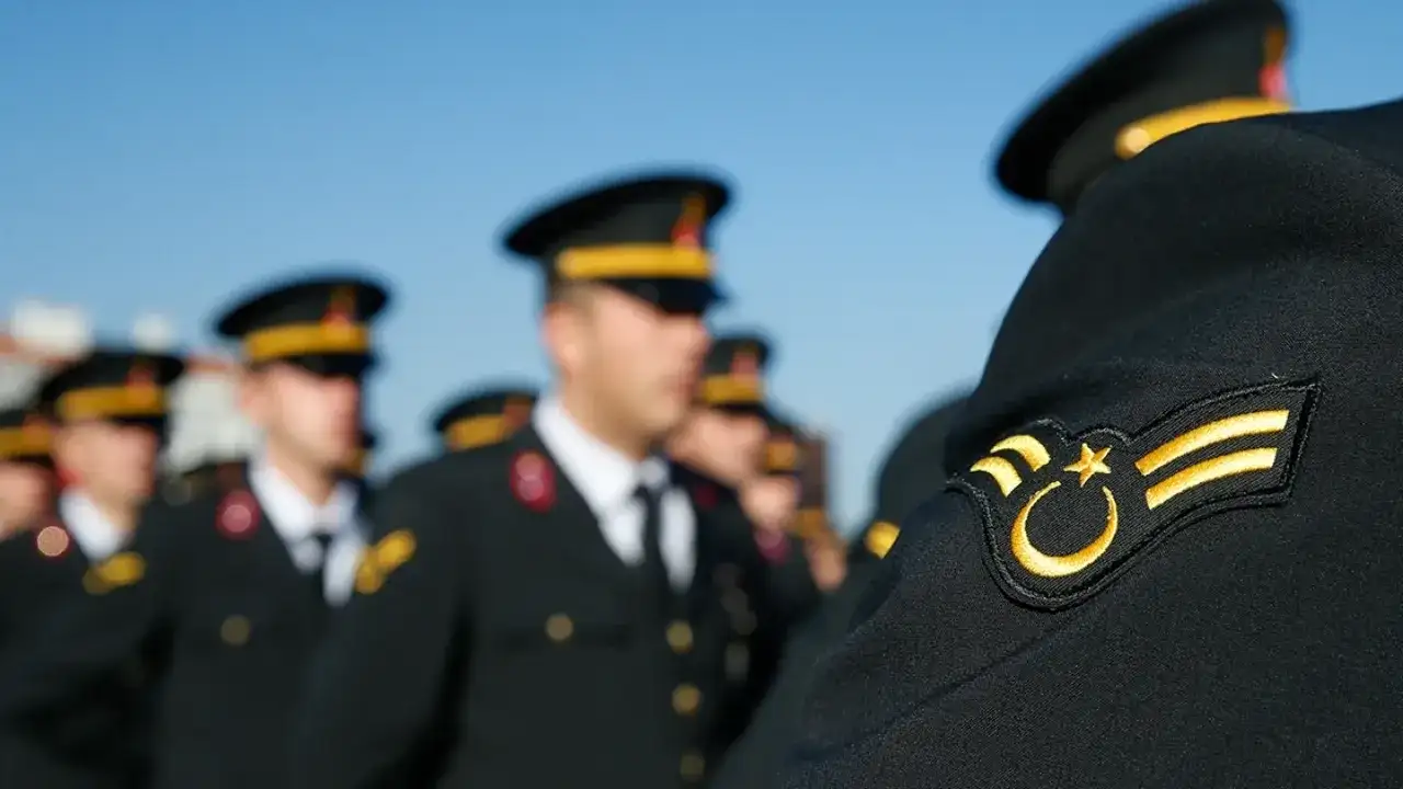 Jandarma ve Sahil Güvenlik 2026’da 3 bin 635 askeri personel alacak 1 Jandarma ve Sahil Güvenlik 2026’da 3 bin 635 askeri personel alacak