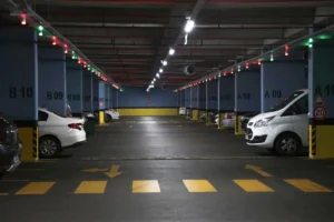 Kamu Kurumlarında Otopark Engeli Mobbing Sayılır mı Personelin Aracının Otoparka Alınmaması Hukuki Açıdan Nasıl Değerlendirilir