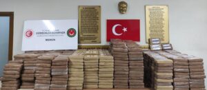 Mersin-Limaninda-298-Kilogram-Kokain-Ele-Gecirildi-300x131 Mersin Limanı’nda 298 Kilogram Kokain Ele Geçirildi