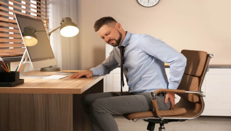 Ofiste Bilgisayar Başında Çalışanlar İçin Doğru Oturuş, Duruş ve Egzersiz Tavsiyeleri