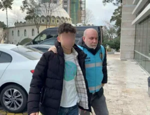 Samsun’da 2 kişiyi bıçaklayan 16 yaşındaki çocuk adliyeye sevk edildi