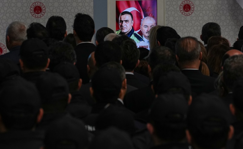 Sehitlerimiz-Fethi-Sekin-ile-Musa-Can-Sehadetlerinin-9.-Yilinda-Izmir-Adliyesinde-Anildi-3 Şehitlerimiz Fethi Sekin ile Musa Can, Şehadetlerinin 9. Yılında İzmir Adliyesi’nde Anıldı