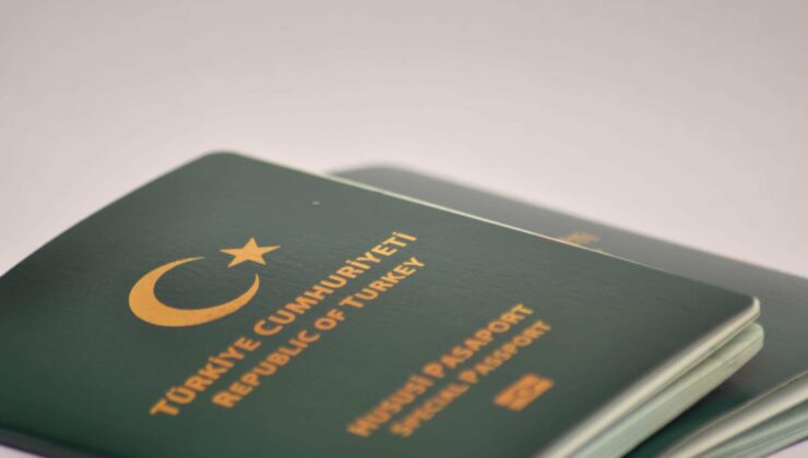 Yeşil Pasaport Nedir? Kimler Alabilir? Zabıt Katibi Yeşil Pasaport Alabilir mi? (2026 Güncel Rehber)