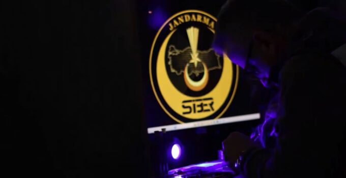 12 İlde Dev Siber Operasyon: 1,3 Milyar TL’lik İşlem Hacmine Sahip 86 Şüpheli Yakalandı