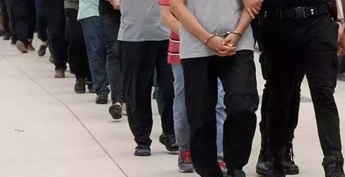 94 Vergi Müfettişine FETÖ Operasyonu: 11 İlde Eş Zamanlı Gözaltı Kararı