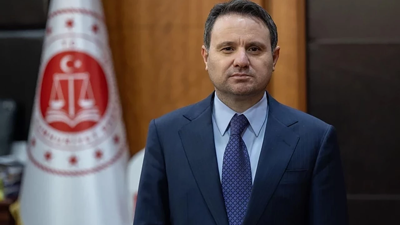 Adalet-Bakani-Akin-Gurlek Adalet ve İçişleri Bakanları Değişti! Akın Gürlek Adalet Bakanı ve Mustafa Çiftçi İçişleri Bakanı Oldu