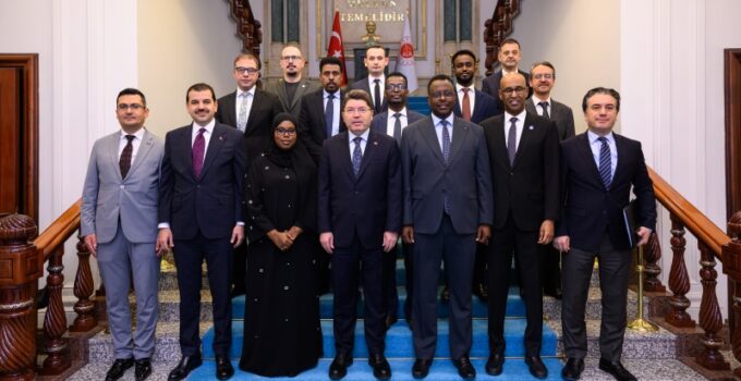 Adalet Bakanı Tunç, Somali Adalet ve Anayasal İşler Bakanı Sheikhali’yi Ağırladı