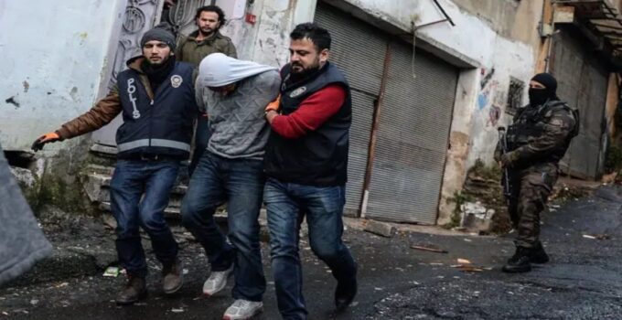 Bakırköy’de “Casperlar” Operasyonu: 17 Şüpheli Gözaltına Alındı