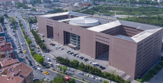 Bakırköy’de Hırsızlık Soruşturmasında 1,5 Milyon Dolar Ele Geçirildi: 8 Tutuklama