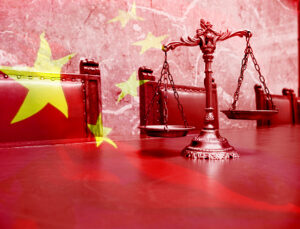 Çin’in Eski Adalet Bakanı Tang Yicün’e Rüşvetten “2 Yıl Ertelemeli İdam”