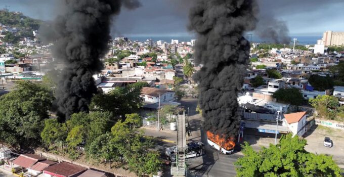 Kartel lideri El Mencho öldürüldü, Meksika Savaş Alanına Döndü