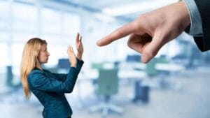 Mobbing İddiasıyla Kalem Değişikliği Talebi Kamu Çalışanları Haklarını Nasıl Aramalı