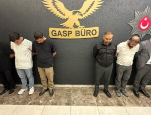 AVM’de Denetim Yapan Şüpheliler Yakalandı. Ferhat A. ve 5 Kişi Gözaltına Alındı