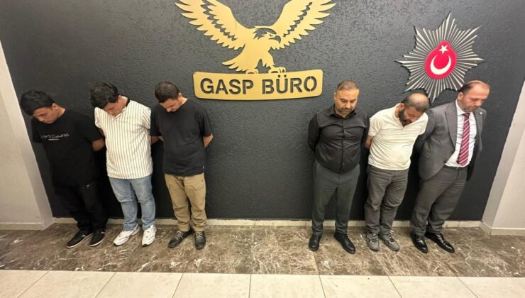 AVM’de Denetim Yapan Şüpheliler Yakalandı. Ferhat A. ve 5 Kişi Gözaltına Alındı