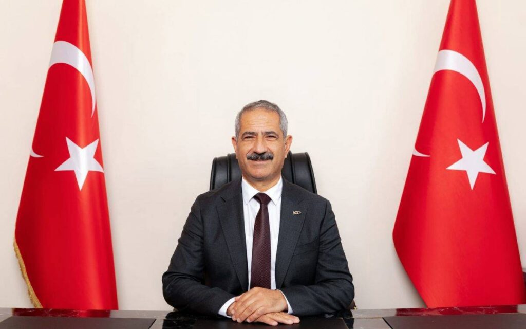 Adalar-Belediyesi-Yolsuzluk-Operasyonunda-Baskan-Ali-Ercan-Akpolat-Dahil-41-Gozalti-2-1024x640 Adalar Belediyesi Yolsuzluk Operasyonunda Başkan Ali Ercan Akpolat Dahil 41 Gözaltı