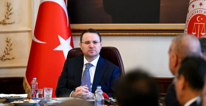 Adalet Bakanı Akın Gürlek Uyuşturucu ile Mücadelede Topyekûn Seferberlik Vurgusu Yaptı