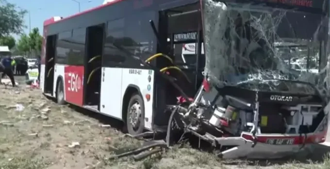 Ankara’da EGO Otobüsü Yoldan Çıktı. Feci Kazada 1 Kişi Hayatını Kaybetti 9 Kişi Yaralandı