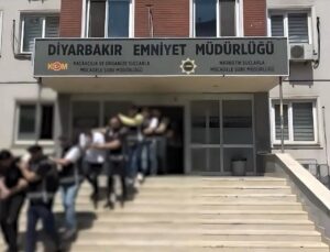 Diyarbakır’da Silahlı Suç Örgütüne Büyük Operasyon Yapıldı. Örgüt Elebaşı Dahil 15 Kişi Tutuklandı
