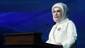 Emine-Erdogandan-Su-Verimliligi-Cagrisi.-Suyun-Her-Damlasini-Korumaliyiz-300x169 Emine Erdoğan’dan Su Verimliliği Çağrısı. Suyun Her Damlasını Korumalıyız