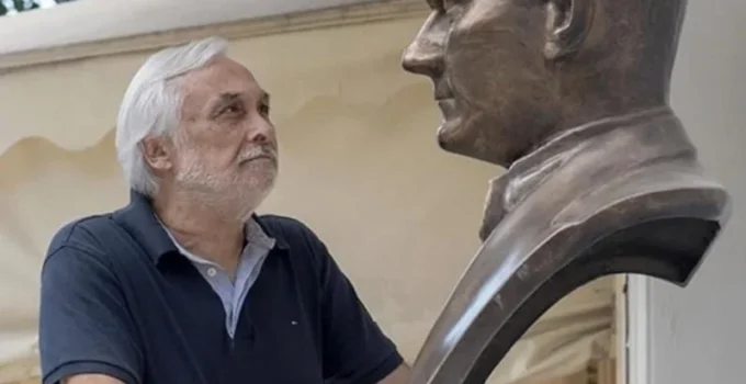 Müjdat Gezen Tiyatro Binasını 120 Milyon Liraya Sattı. Gece Kulübü Önündeki Atatürk Büstü Tartışma Yarattı