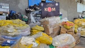Uşak’ta Son Kullanma Tarihi Geçmiş 29 Ton Çikolata Ele Geçirildi