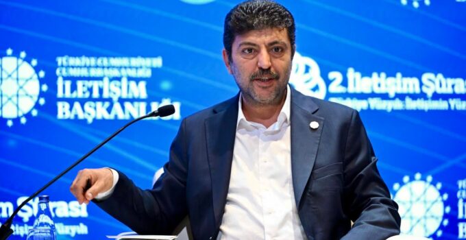 Aslan Değirmenci Geleceğin Savaşlarının Dijital Dünyada Verileceğini Söyledi. Gençlere Siber Güvenlik ve Yapay Zekâ Çağrısı Yaptı