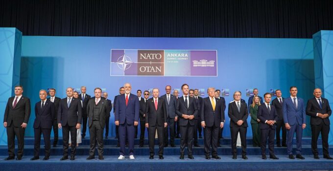 NATO Ankara Zirvesi Bildirgesi Açıklandı.
