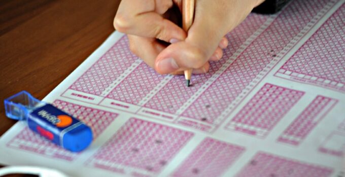 YKS’de Kritik Karar Alındı Bir Soru İptal Edildi Bir Sorunun Cevabı Değiştirildi