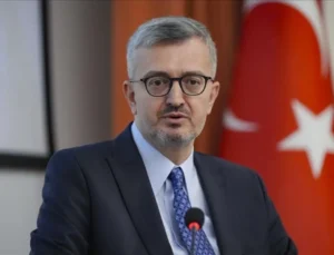 Burhanettin Duran’dan 10 Ağustos Mesajı Geldi. Türkiye’nin Demokrasi Yolculuğuna Dikkat Çekti