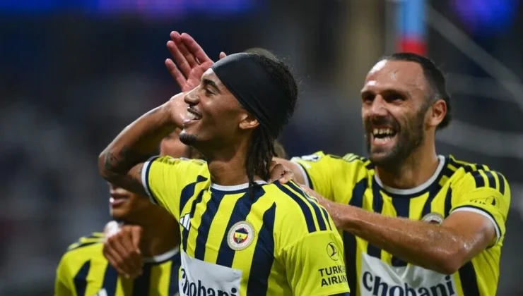Fenerbahçe Lyon’u Devirip 18 Yıl Sonra Şampiyonlar Ligi’ne Döndü
