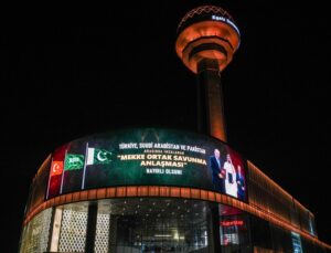 İletişim Başkanlığından Mekke Anlaşması İçin Dikkat Çeken Kampanya. İstanbul ve Ankara’daki Simgeler Özel İçeriklerle Donatıldı
