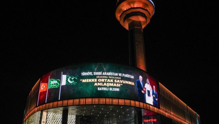 İletişim Başkanlığından Mekke Anlaşması İçin Dikkat Çeken Kampanya. İstanbul ve Ankara’daki Simgeler Özel İçeriklerle Donatıldı 1 İletişim Başkanlığından Mekke Anlaşması İçin Dikkat Çeken Kampanya. İstanbul ve Ankara’daki Simgeler Özel İçeriklerle Donatıldı