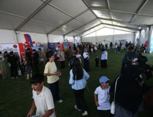 Jandarmanın Suçları Aydınlatan İleri Teknolojileri Malazgirt’te Ziyaretçilerin İlgi Odağı Oldu