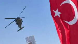 Malazgirt’te Jandarma Helikopter Gösterisi Nefes Kesti-1