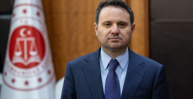 Bakan Akın Gürlek Orman Yangınları Soruşturmalarında 15 Şüphelinin Tutuklandığını Açıkladı