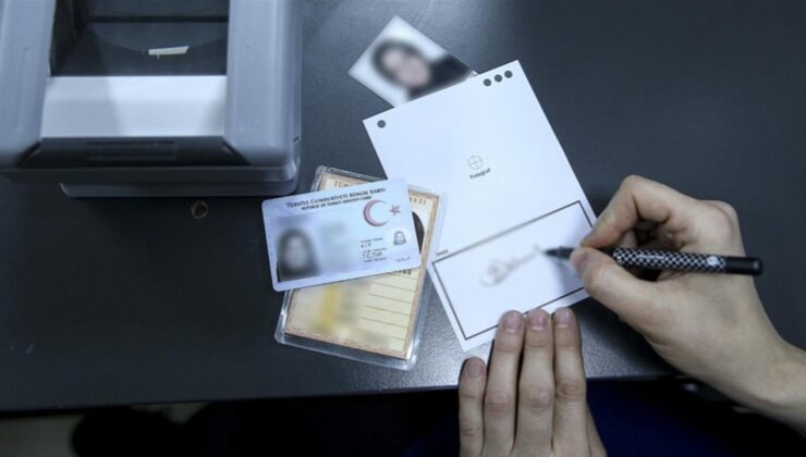 Usulsüz Türk vatandaşlığı soruşturması genişledi, 72 şüpheli gözaltına alındı ve 30 şirkete kayyum atandı 1 Usulsüz Türk vatandaşlığı soruşturması genişledi, 72 şüpheli gözaltına alındı ve 30 şirkete kayyum atandı
